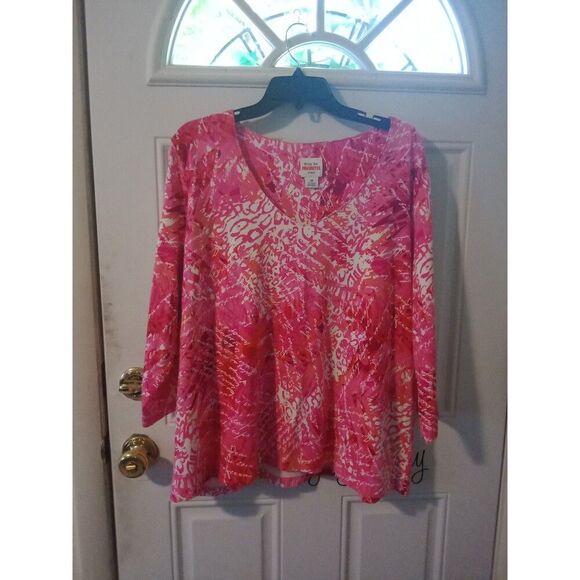 Ruby Rd Favorites Top 2X Pink Love Letter V Neck 3/4 Sleeve - Picture 2 of 6